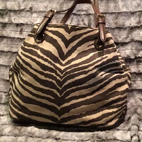 Michael Kors Zebra Canvas Bag - Picture 1 of 7